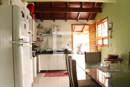 Casa à venda com 360m², 2 quartos e 2 vagasCozinha