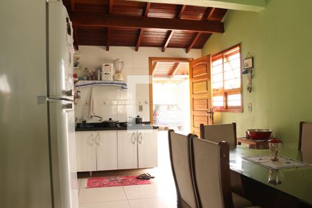 Casa à venda com 360m², 2 quartos e 2 vagasCozinha