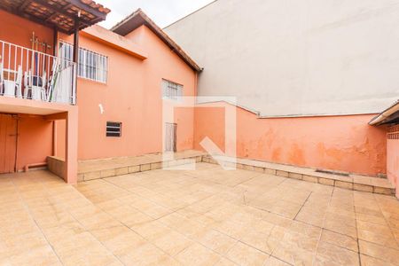 Casa à venda com 250m², 2 quartos e 1 vaga Casa à venda com 250m², 2 quartos e 1 vagaQuintal