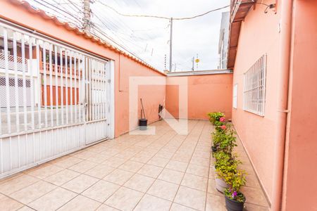 Casa à venda com 250m², 2 quartos e 1 vaga Casa à venda com 250m², 2 quartos e 1 vagaGaragem