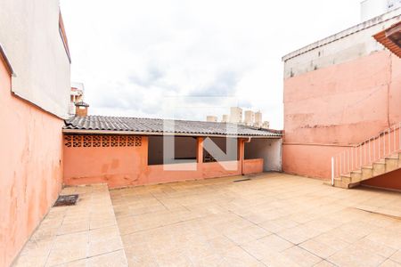 Casa à venda com 250m², 2 quartos e 1 vaga Casa à venda com 250m², 2 quartos e 1 vagaQuintal