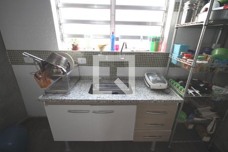 Casa à venda com 198m², 2 quartos e 2 vagasCozinha