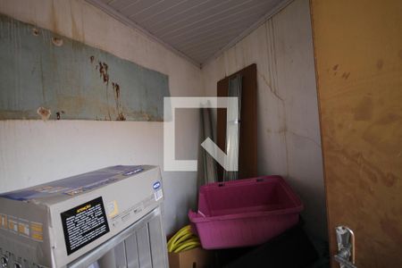 Casa à venda com 198m², 2 quartos e 2 vagasQuarto de Serviço