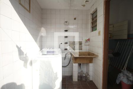 Casa à venda com 198m², 2 quartos e 2 vagasÁrea de Serviço