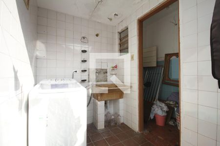 Casa à venda com 198m², 2 quartos e 2 vagasÁrea de Serviço