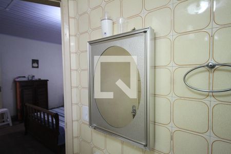 Casa à venda com 198m², 2 quartos e 2 vagasSuíte