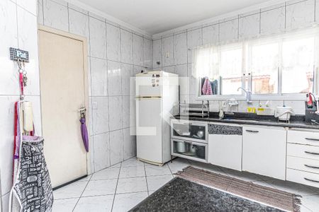 Casa à venda com 180m², 3 quartos e 3 vagas Casa à venda com 180m², 3 quartos e 3 vagasCozinha