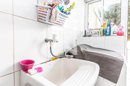 Casa à venda com 180m², 3 quartos e 3 vagas Casa à venda com 180m², 3 quartos e 3 vagasÁrea de Serviço