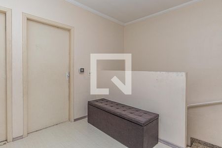 Casa à venda com 180m², 3 quartos e 3 vagas Casa à venda com 180m², 3 quartos e 3 vagasSala superior