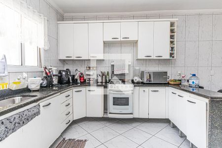 Casa à venda com 180m², 3 quartos e 3 vagas Casa à venda com 180m², 3 quartos e 3 vagasCozinha