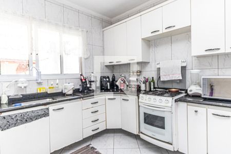 Casa à venda com 180m², 3 quartos e 3 vagas Casa à venda com 180m², 3 quartos e 3 vagasCozinha