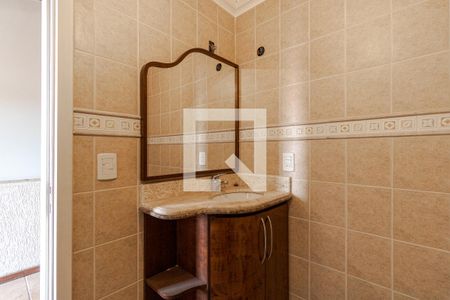 Casa à venda com 280m², 3 quartos e 3 vagas Casa à venda com 280m², 3 quartos e 3 vagasBanheiro 2