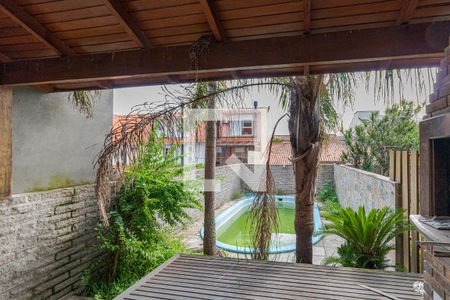 Casa à venda com 280m², 3 quartos e 3 vagas Casa à venda com 280m², 3 quartos e 3 vagasChurrasqueira