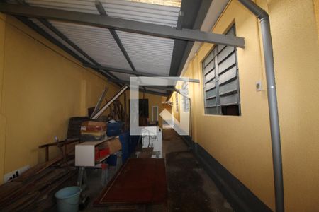 Casa à venda com 223m², 2 quartos e 3 vagasQuintal