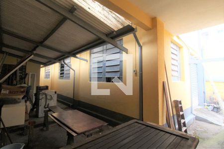 Casa à venda com 223m², 2 quartos e 3 vagasQuintal