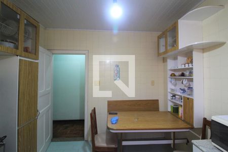 Casa à venda com 223m², 2 quartos e 3 vagasCozinha