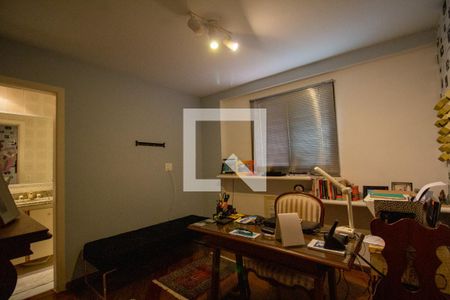 Apartamento à venda com 150m², 4 quartos e 3 vagas Apartamento à venda com 150m², 4 quartos e 3 vagasSuíte 2