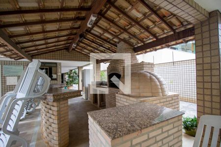 Apartamento à venda com 150m², 4 quartos e 3 vagas Apartamento à venda com 150m², 4 quartos e 3 vagasÁrea Comum - Churrasqueira