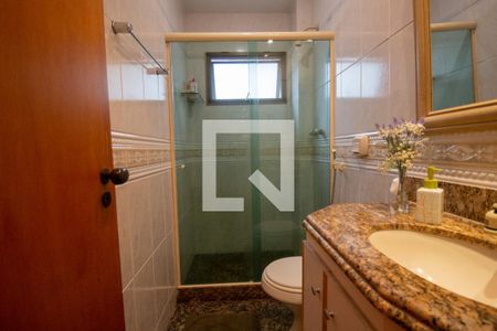 Apartamento à venda com 150m², 4 quartos e 3 vagas Apartamento à venda com 150m², 4 quartos e 3 vagasBanheiro da Suíte 3