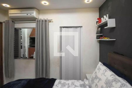 Quarto 1 de casa para alugar com 2 quartos, 150m² em Vila Industrial, São Paulo