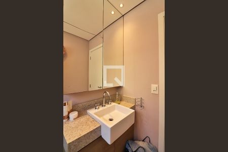 Apartamento à venda com 67m², 2 quartos e 1 vagaBanheiro Social