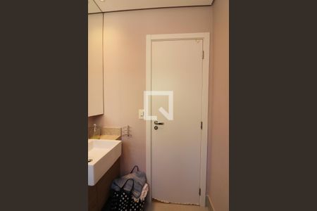 Apartamento à venda com 67m², 2 quartos e 1 vagaBanheiro Social