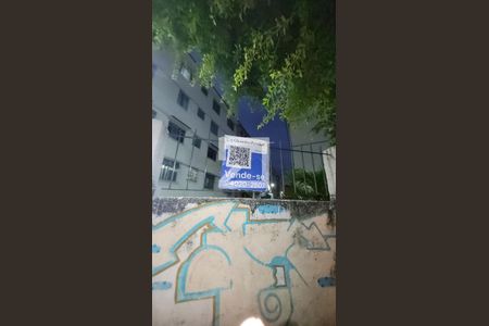 Apartamento à venda com 76m², 3 quartos e sem vaga Apartamento à venda com 76m², 3 quartos e sem vagaFoto da placa