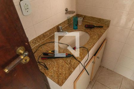Casa à venda com 400m², 4 quartos e 2 vagas Casa à venda com 400m², 4 quartos e 2 vagasBanheiro da Suíte