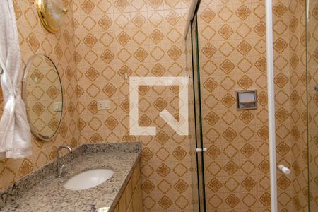 Casa à venda com 225m², 3 quartos e 2 vagasBanheiro 1