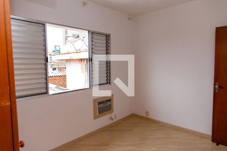 Casa à venda com 225m², 3 quartos e 2 vagasQuarto 3