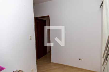 Casa à venda com 225m², 3 quartos e 2 vagasEscritório