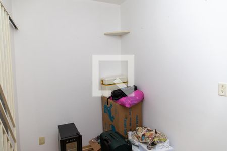 Casa à venda com 225m², 3 quartos e 2 vagasEscritório