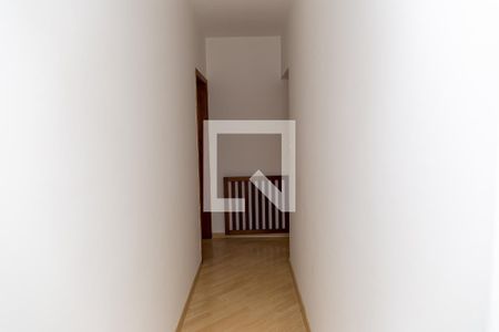 Casa à venda com 225m², 3 quartos e 2 vagasCorredor