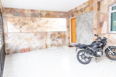 Casa à venda com 225m², 3 quartos e 2 vagasGaragem