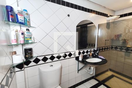 Apartamento à venda com 95m², 3 quartos e sem vaga Apartamento à venda com 95m², 3 quartos e sem vagaBanheiro