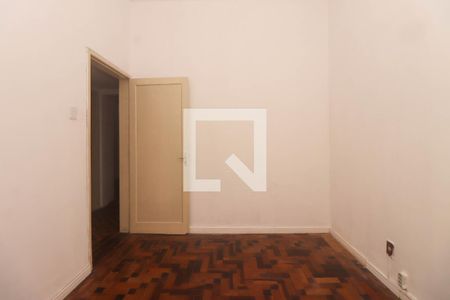 Quarto 1 de apartamento para alugar com 2 quartos, 62m² em Petrópolis, Porto Alegre