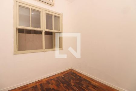 Quarto 2 de apartamento para alugar com 2 quartos, 62m² em Petrópolis, Porto Alegre