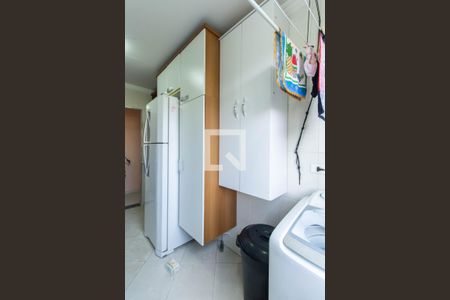 Apartamento à venda com 56m², 2 quartos e 1 vaga Apartamento à venda com 56m², 2 quartos e 1 vagaÁrea de Serviço