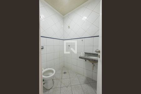 Casa de condomínio à venda com 100m², 3 quartos e 1 vaga Casa de condomínio à venda com 100m², 3 quartos e 1 vagaBanheiro de Serviço