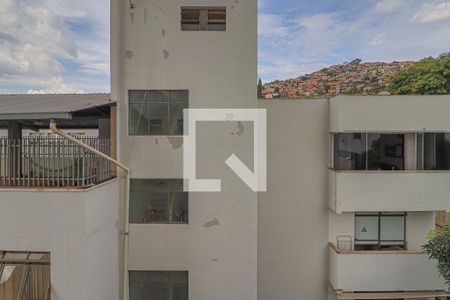 Apartamento à venda com 144m², 4 quartos e 2 vagasVista do Quarto 2