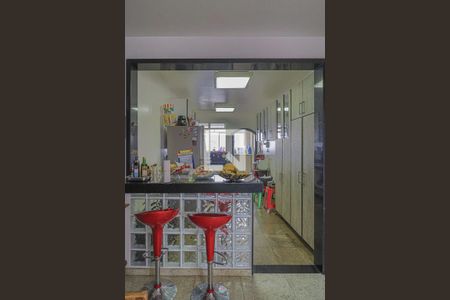 Apartamento à venda com 144m², 4 quartos e 2 vagasCozinha