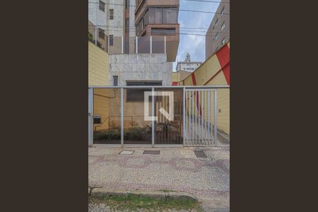 Apartamento à venda com 144m², 4 quartos e 2 vagasFachada