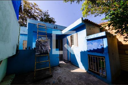 Casa à venda com 190m², 3 quartos e 2 vagas Casa à venda com 190m², 3 quartos e 2 vagasCasa 2