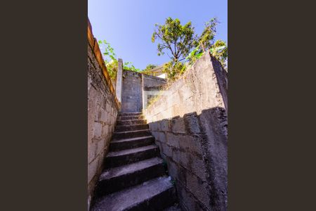 Casa à venda com 190m², 3 quartos e 2 vagas Casa à venda com 190m², 3 quartos e 2 vagasEntrada