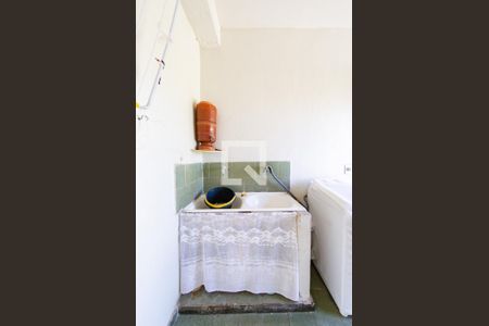 Casa à venda com 190m², 3 quartos e 2 vagas Casa à venda com 190m², 3 quartos e 2 vagasÁrea de serviço