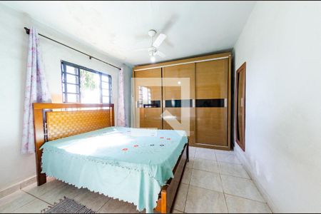 Casa à venda com 190m², 3 quartos e 2 vagas Casa à venda com 190m², 3 quartos e 2 vagasSuíte