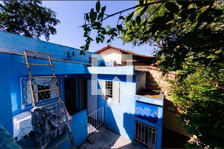 Casa à venda com 190m², 3 quartos e 2 vagas Casa à venda com 190m², 3 quartos e 2 vagasCasa 2