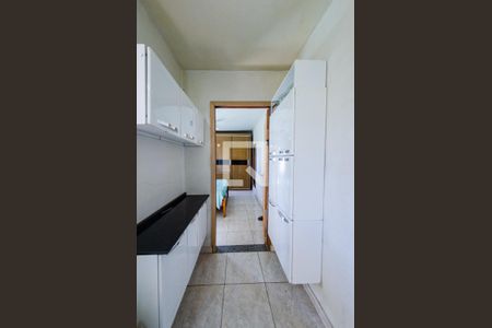 Casa à venda com 190m², 3 quartos e 2 vagas Casa à venda com 190m², 3 quartos e 2 vagasCozinha