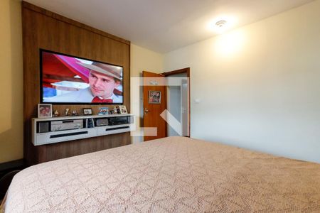 Casa à venda com 380m², 3 quartos e 3 vagas Casa à venda com 380m², 3 quartos e 3 vagasQuarto 3