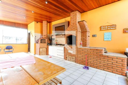 Casa à venda com 380m², 3 quartos e 3 vagas Casa à venda com 380m², 3 quartos e 3 vagasChurrasqueira